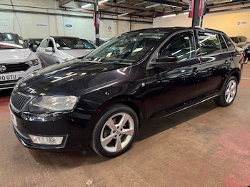 Used Skoda Rapid Spaceback 2015 for sale - 79374248: Photo