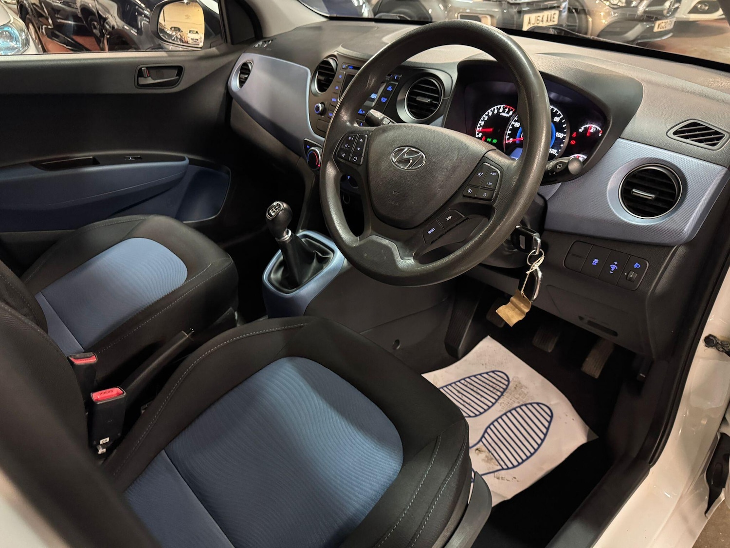 Used Hyundai i10 for sale - 76997568: Photo 11