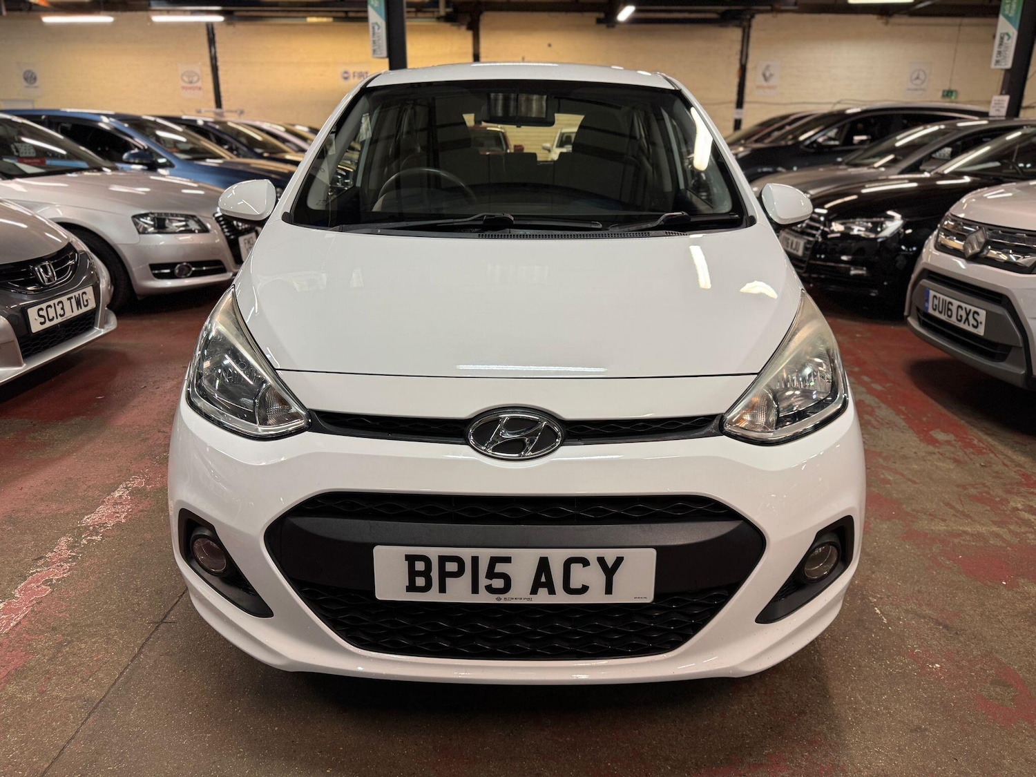 Used Hyundai i10 for sale - 76997568: Photo 2