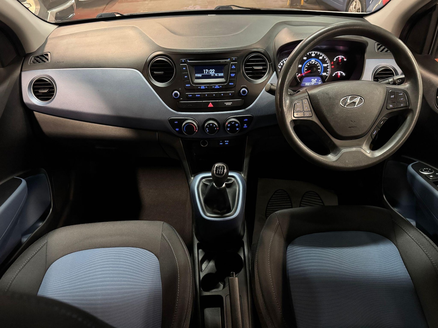 Used Hyundai i10 for sale - 76997568: Photo 24