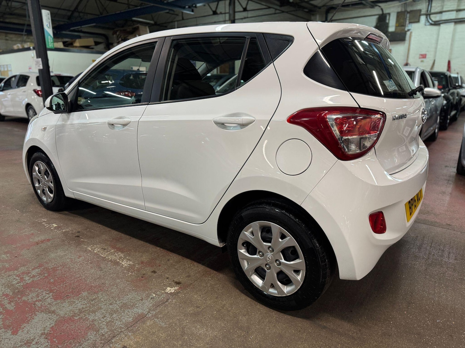 Used Hyundai i10 for sale - 76997568: Photo 4