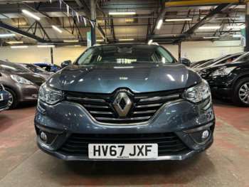 Used Renault Megane 2017 for sale - 74610446: Photo