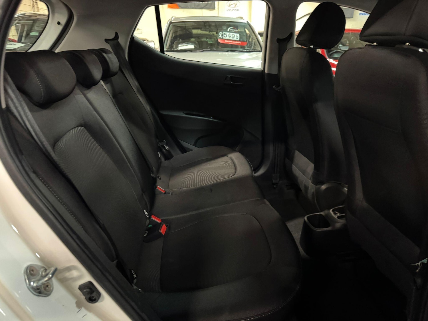 Used Hyundai i10 2018 for sale - 76522337: Photo 16