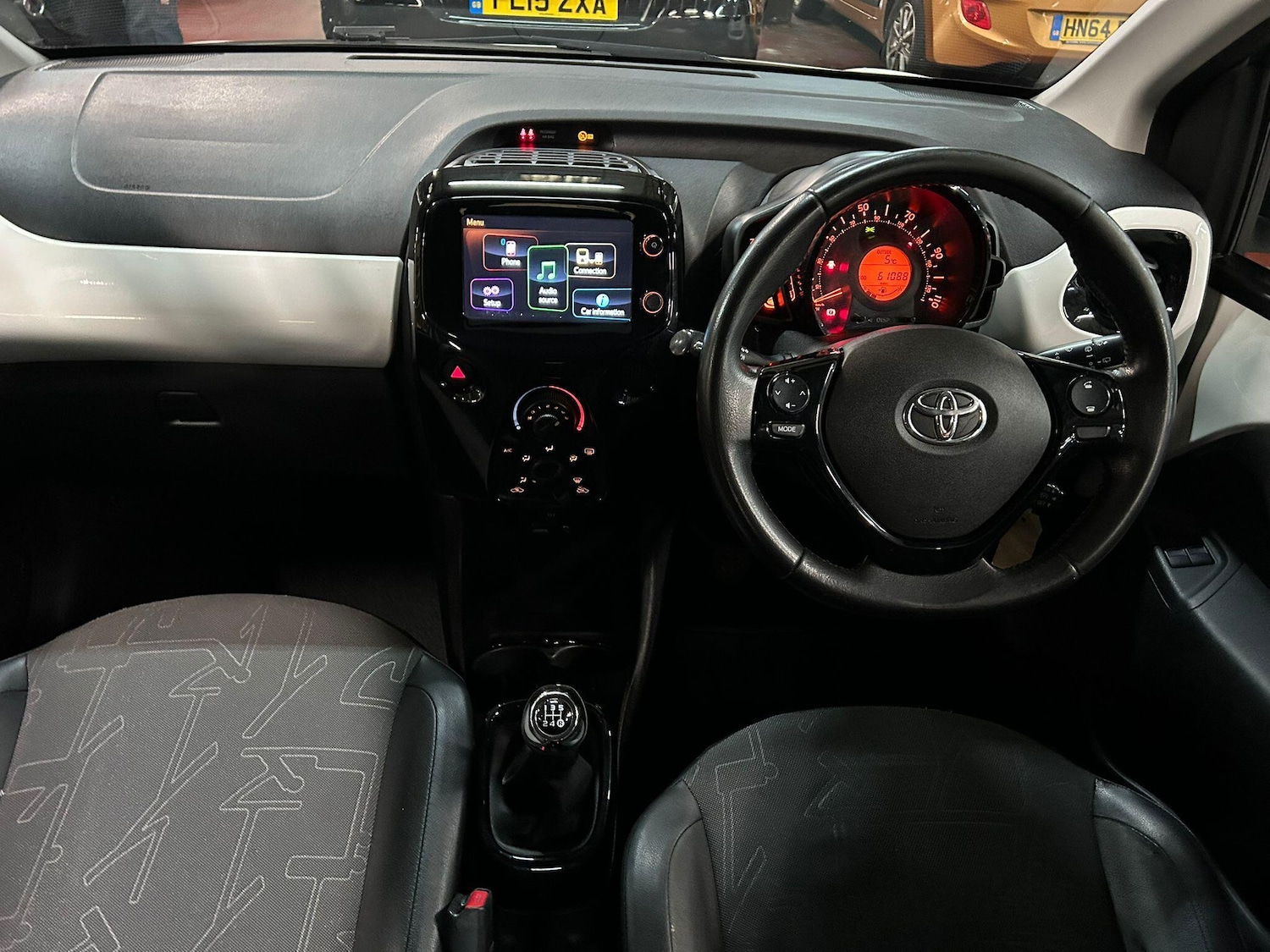 Used Toyota AYGO 2017 for sale - 77057542: Photo 23