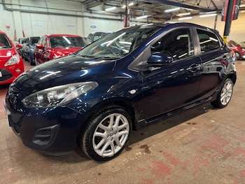 Used Mazda Mazda2 2014 for sale - 77467901: Photo