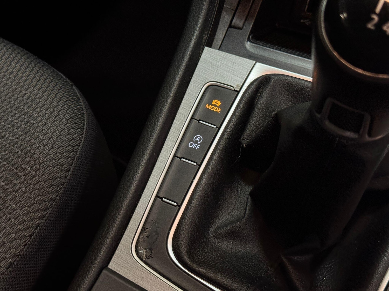 Used Volkswagen Golf 2016 for sale - 75978217: Photo 34