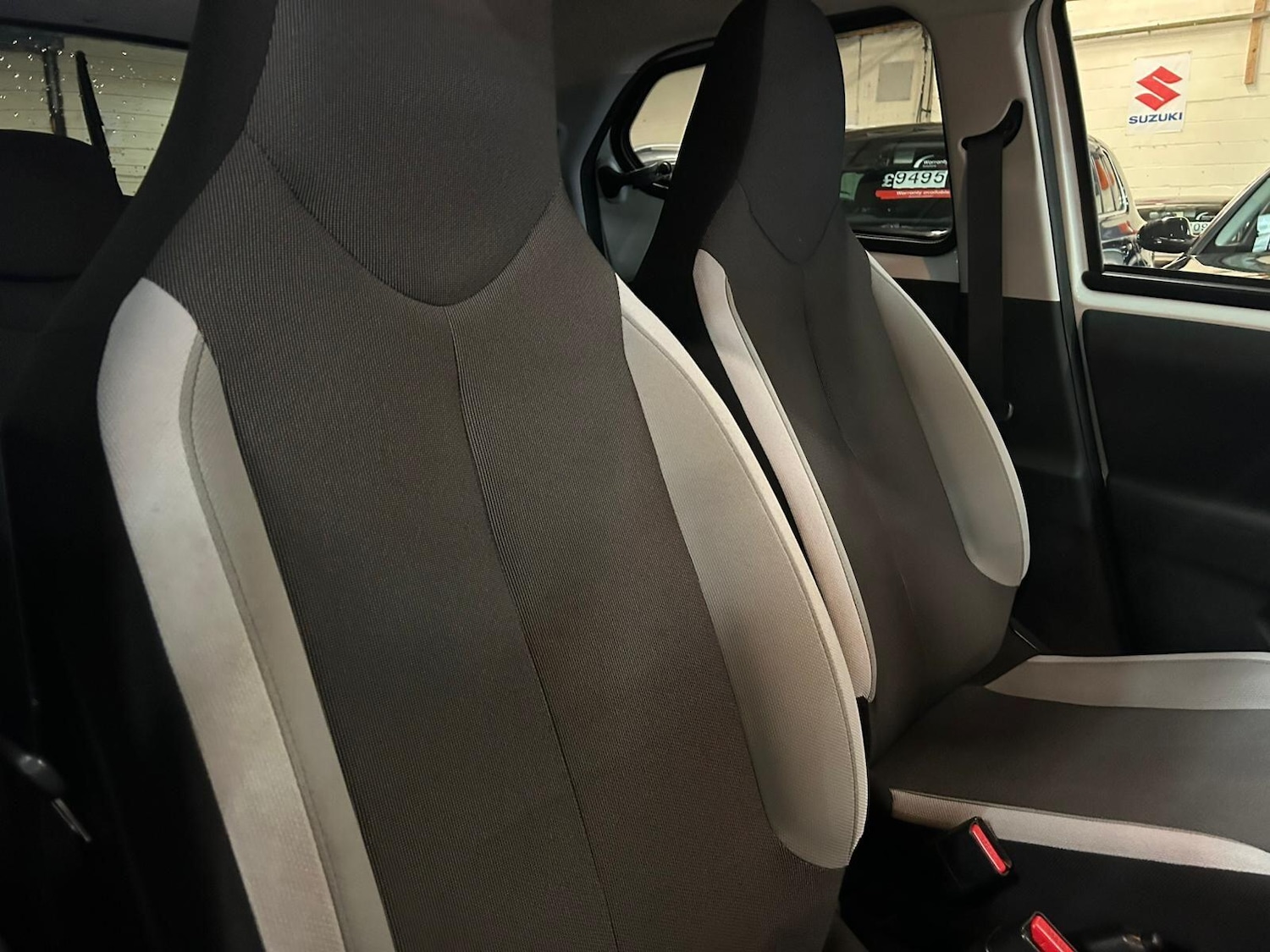 Used Toyota AYGO 2017 for sale - 76743459: Photo 13