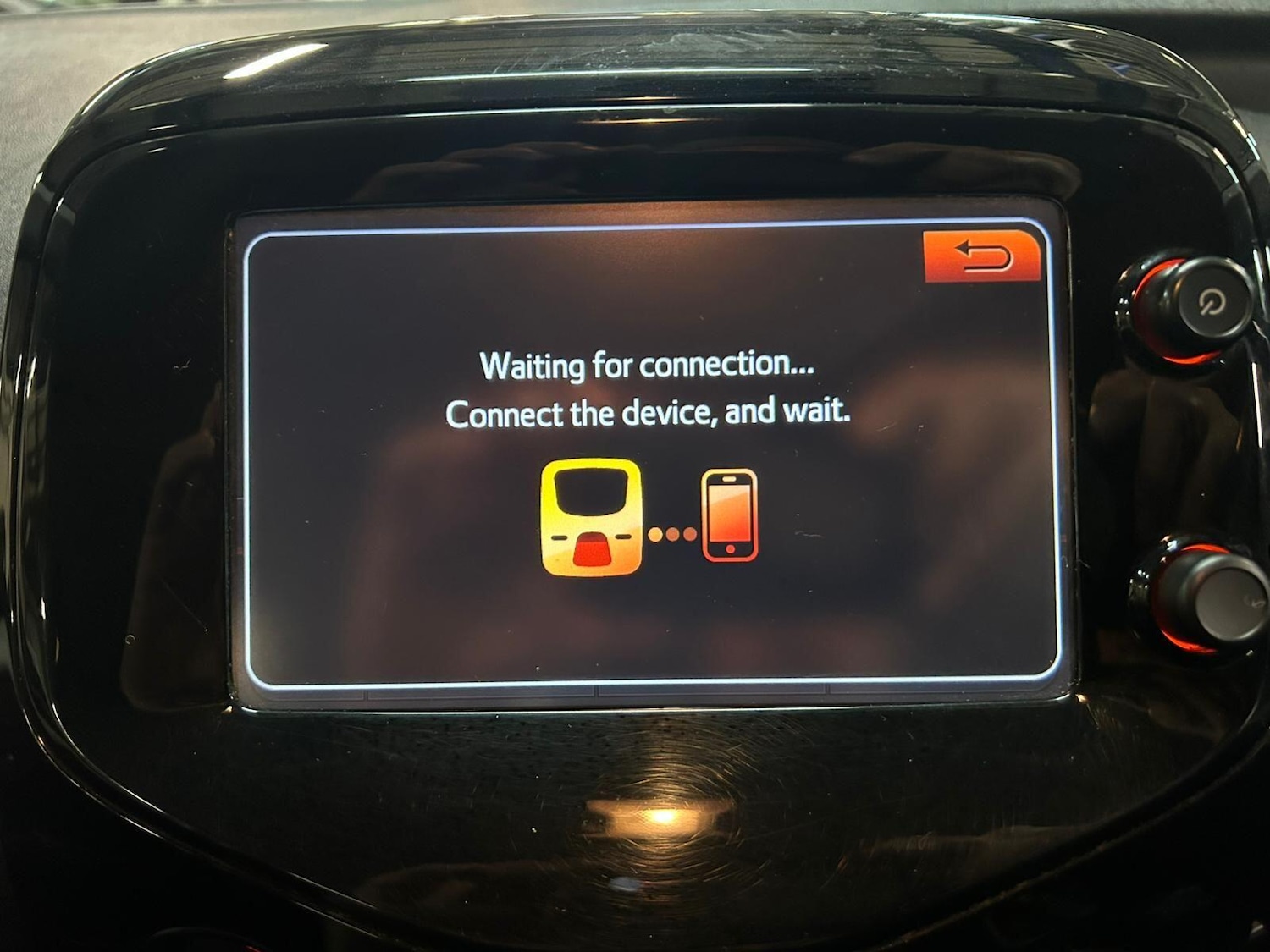 Used Toyota AYGO 2017 for sale - 76743459: Photo 28