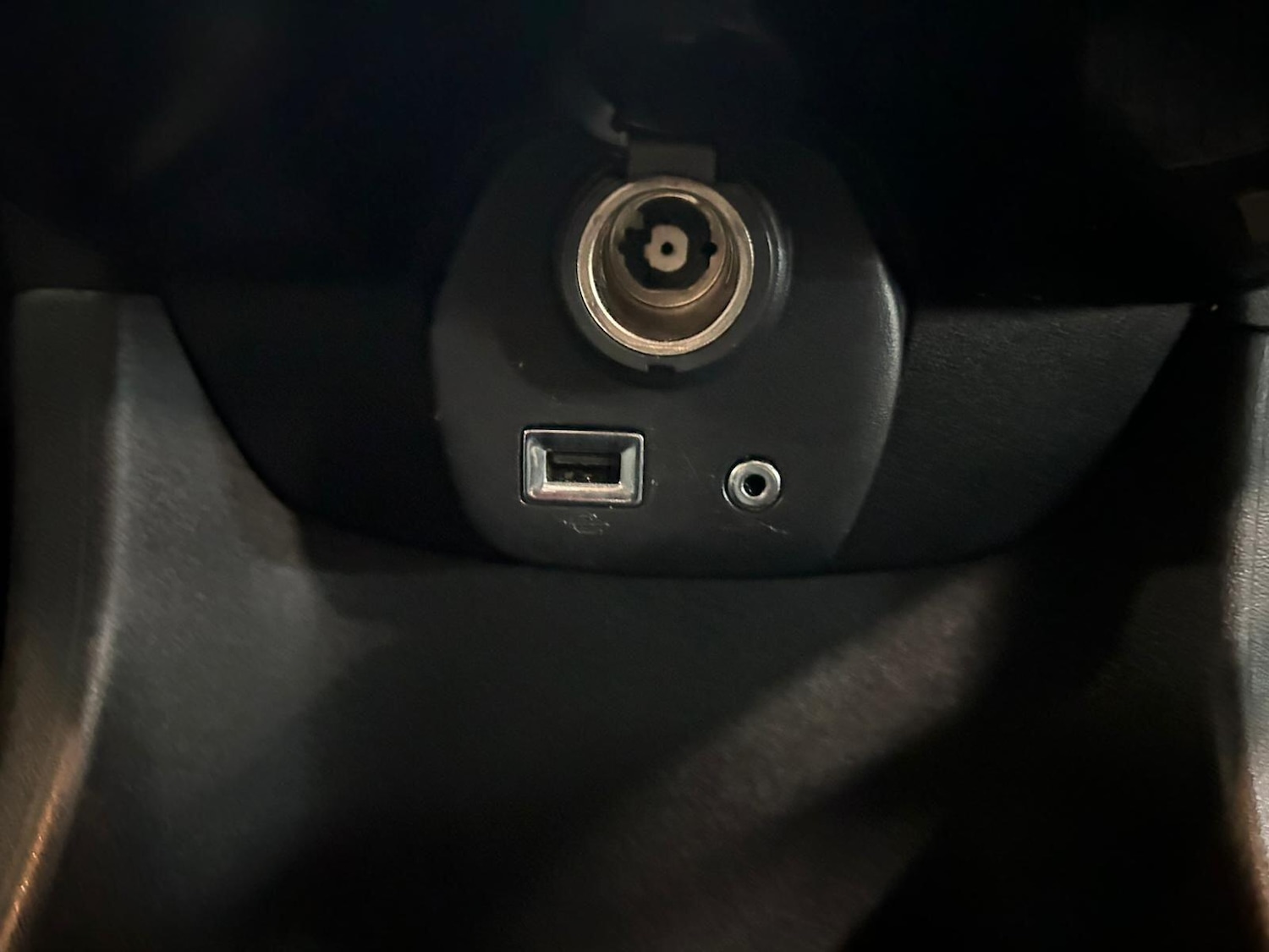 Used Toyota AYGO 2017 for sale - 76743459: Photo 33