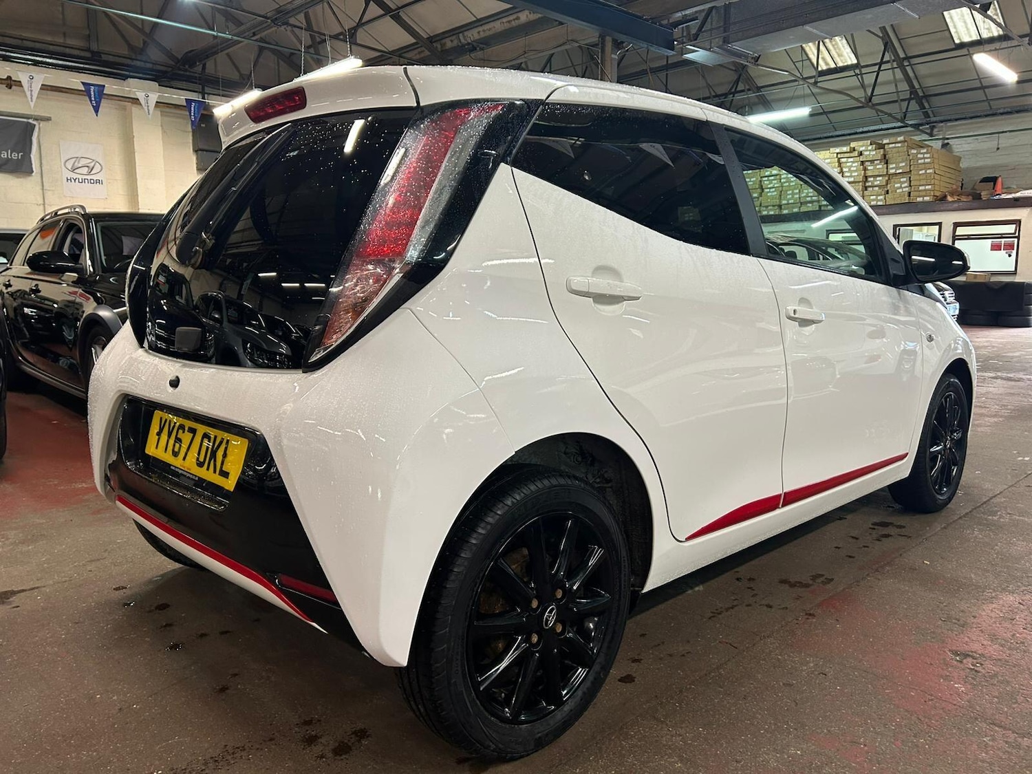 Used Toyota AYGO 2017 for sale - 76743459: Photo 6