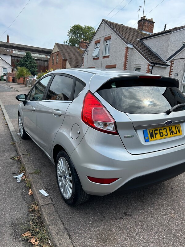 Used Ford Fiesta 2013 for sale - 75422286: Photo 9