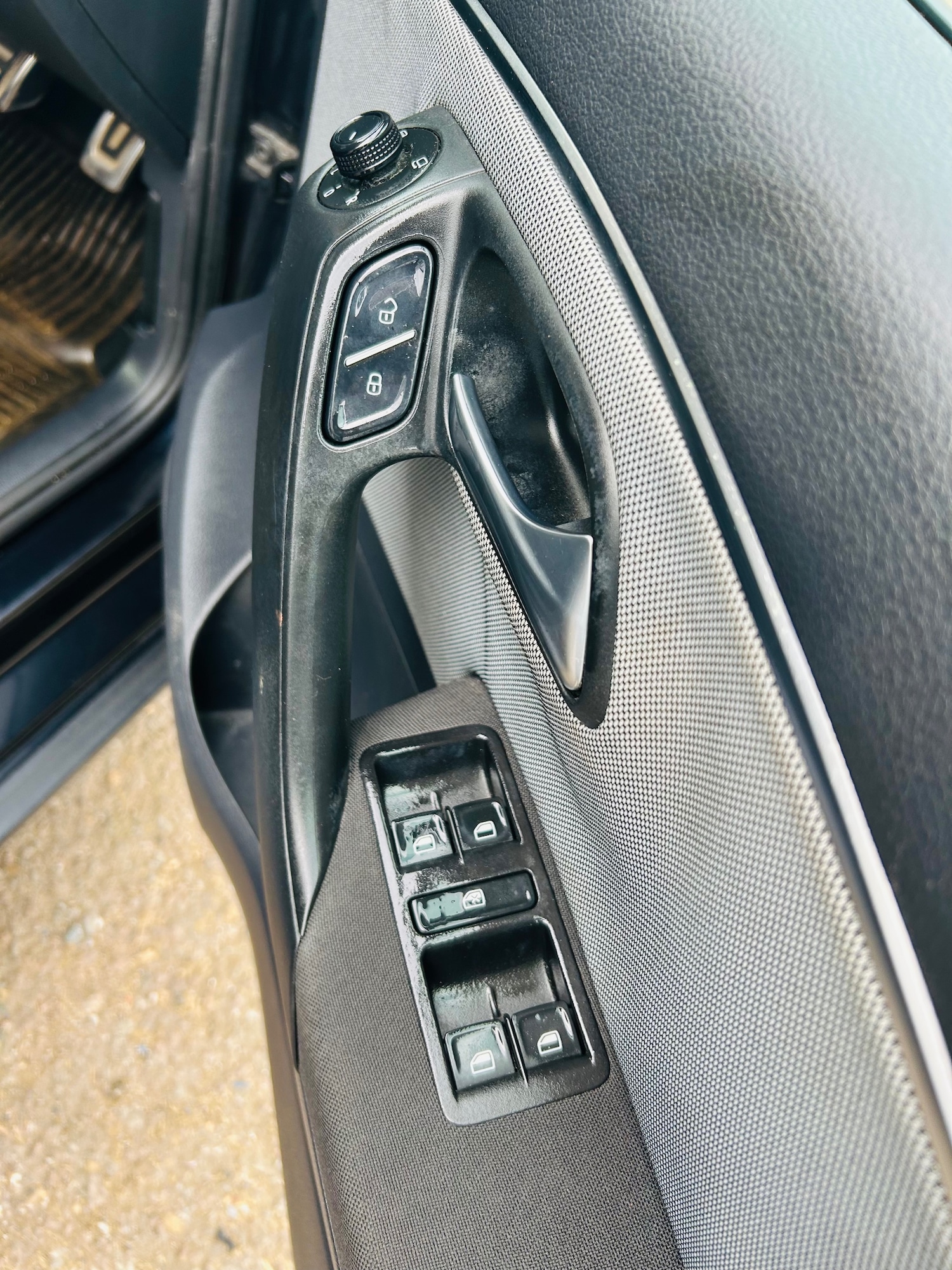 Used Volkswagen Polo 2015 for sale - 77732370: Photo 12