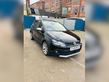 2015 (15) - CROSS 5-Door