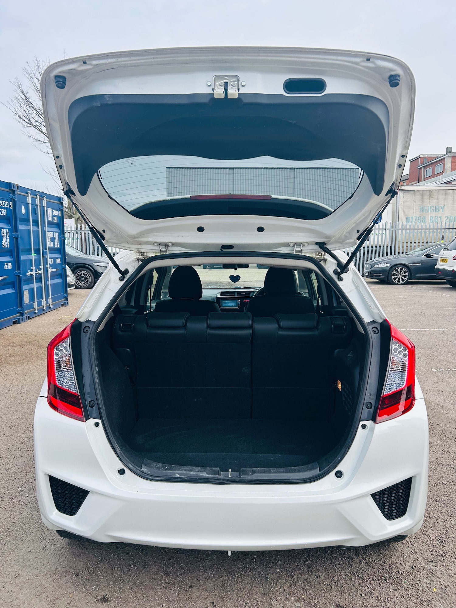 Used Honda Jazz 2015 for sale - 77735455: Photo 16