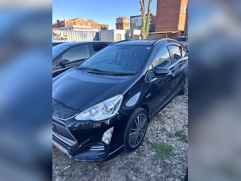 Used Toyota Aqua 2016 for sale - 78469464: Photo