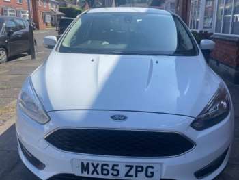 2015 (65) - 1.0 EcoBoost Zetec 5dr