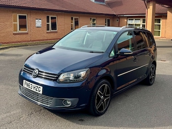 Used Volkswagen Touran 2013 for sale - 79054298: Photo
