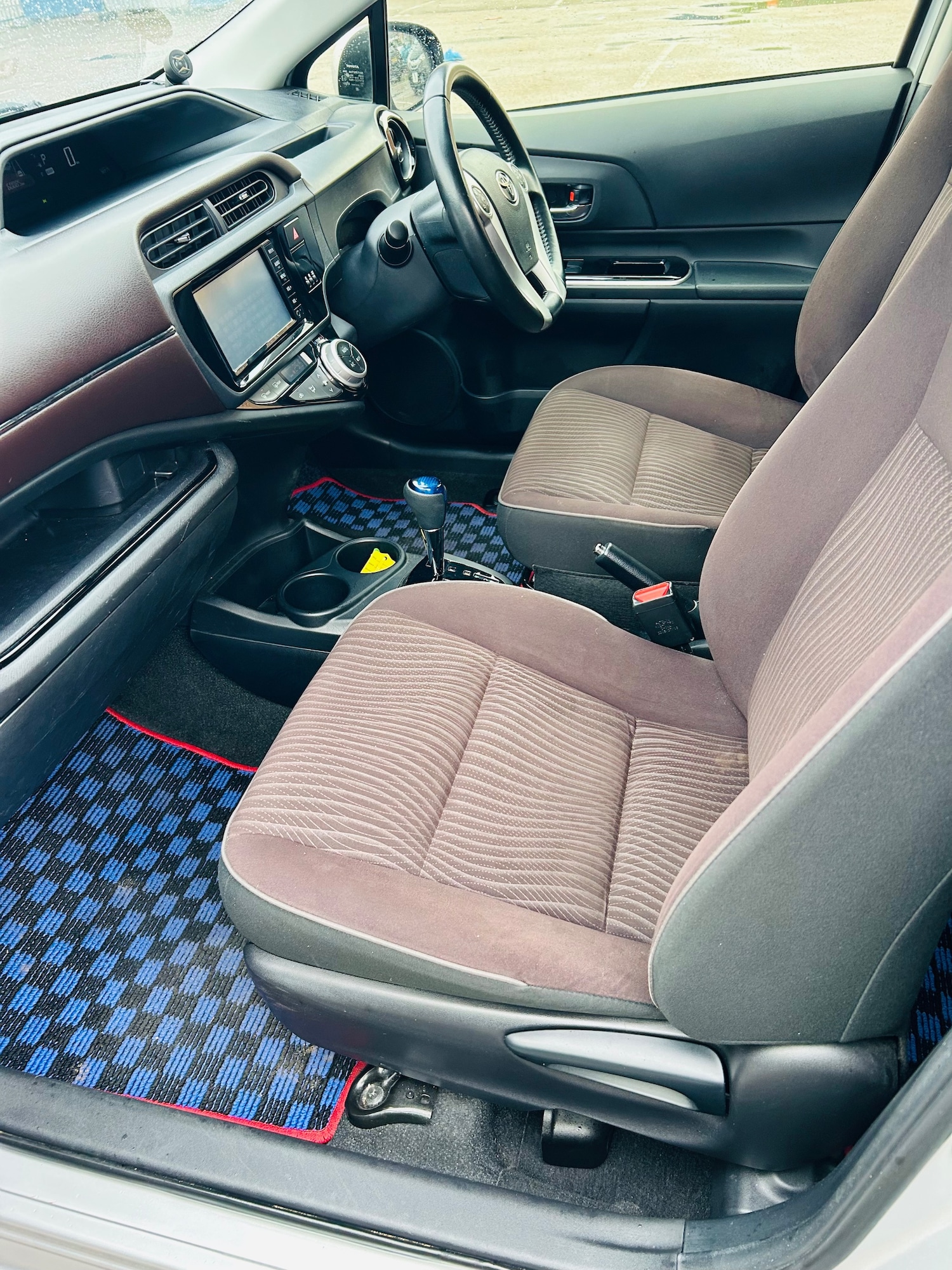 Used Toyota Aqua 2016 for sale - 77318646: Photo 13