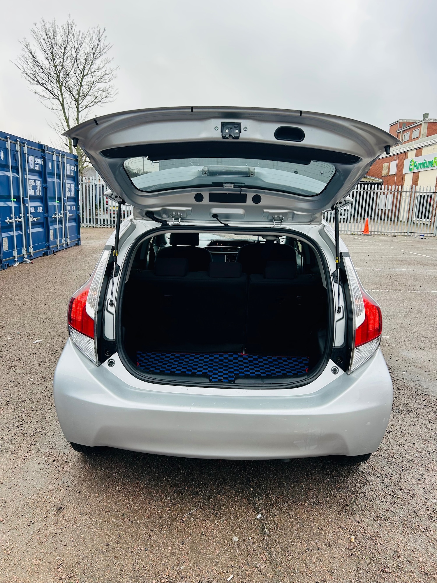 Used Toyota Aqua 2016 for sale - 77318646: Photo 19