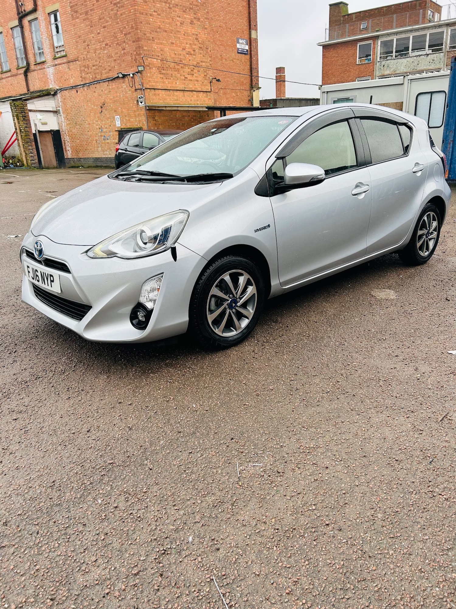 Used Toyota Aqua 2016 for sale - 77318646: Photo 3