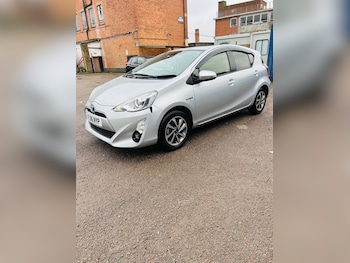 Used Toyota Aqua 2016 for sale - 77318646: Photo