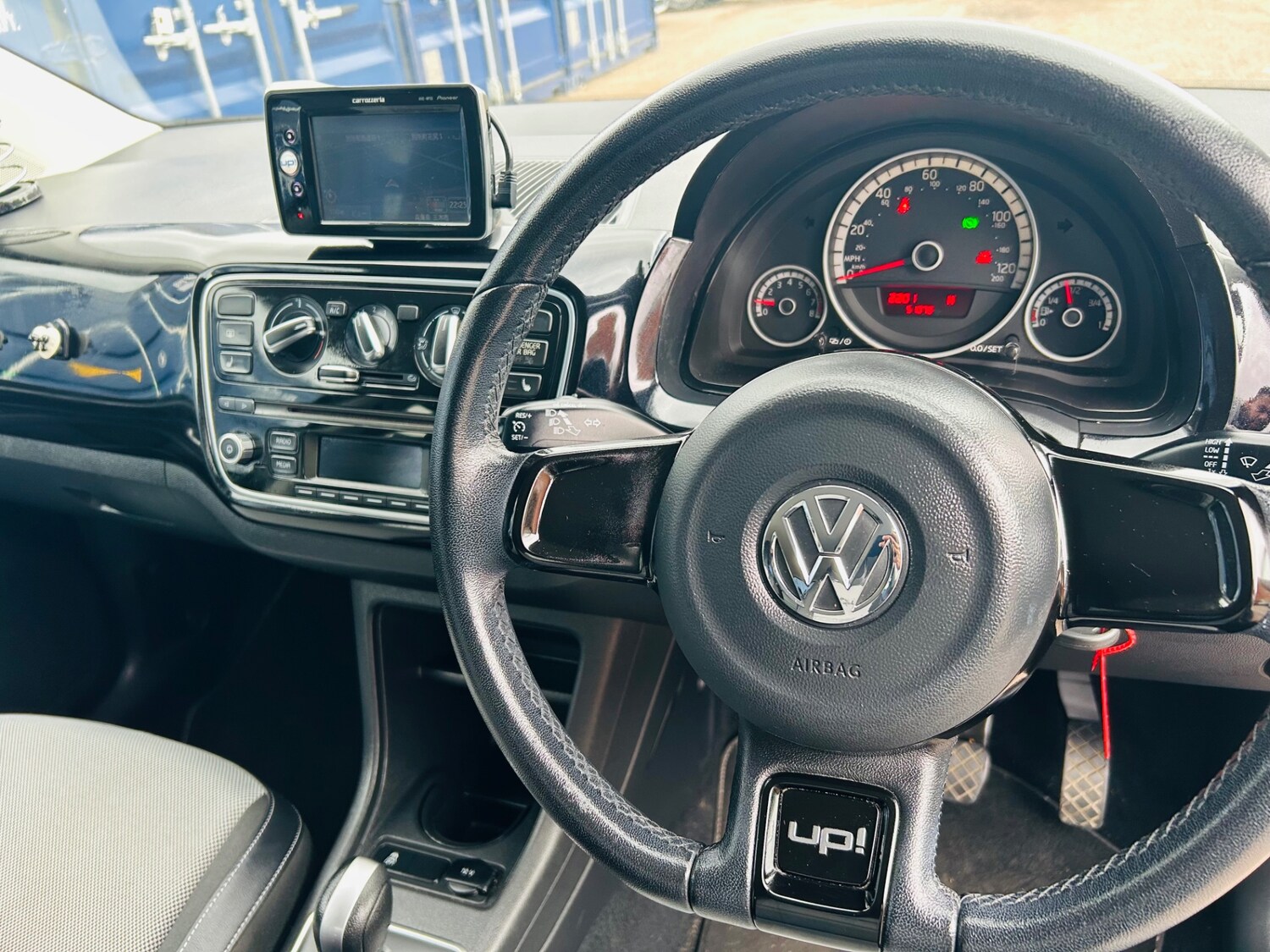 Used Volkswagen up! 2014 for sale - 77735905: Photo 7