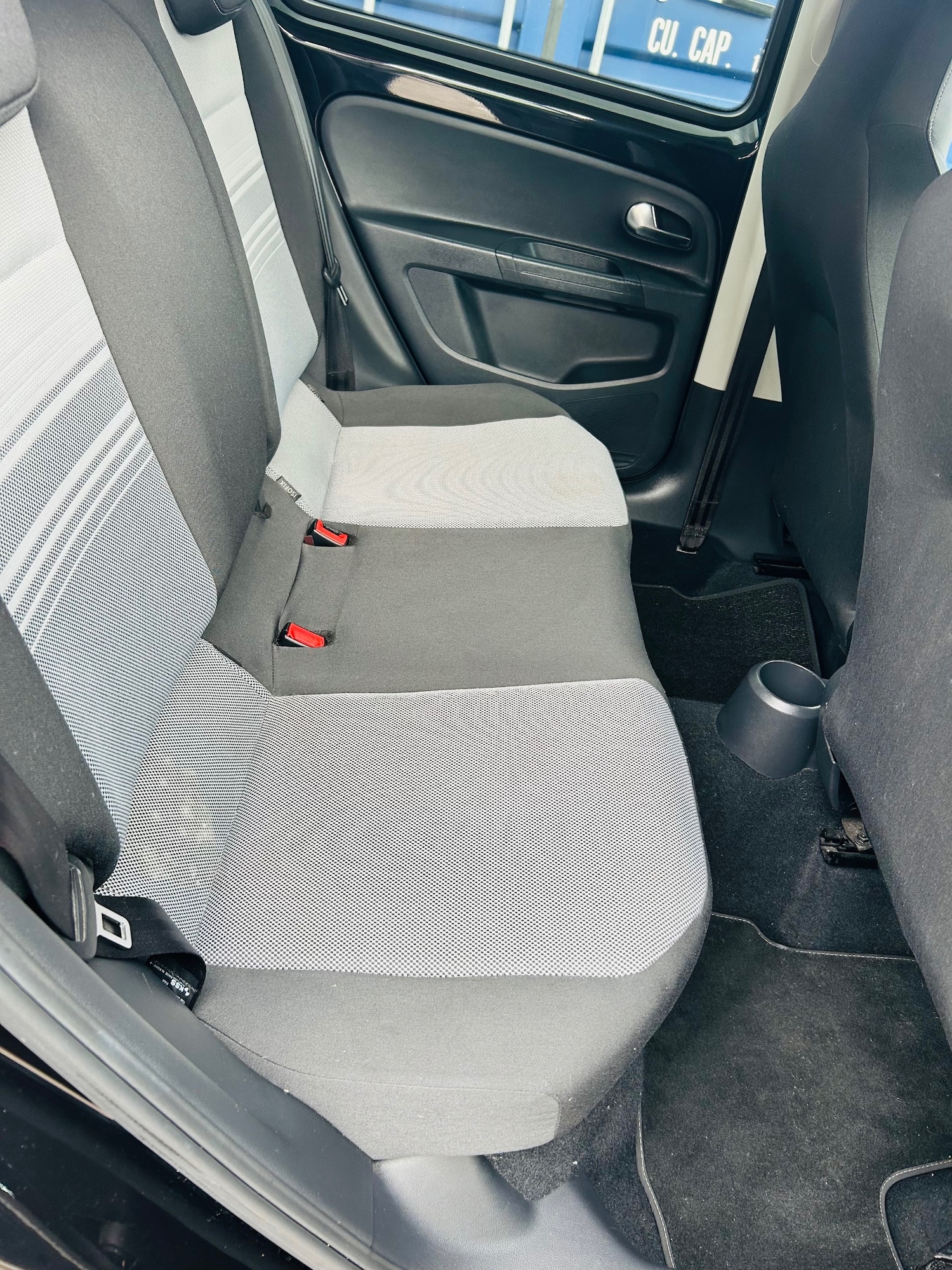 Used Volkswagen up! 2014 for sale - 77735905: Photo 8