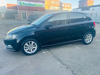 Used Volkswagen Polo 2014 for sale - 77721146: Photo