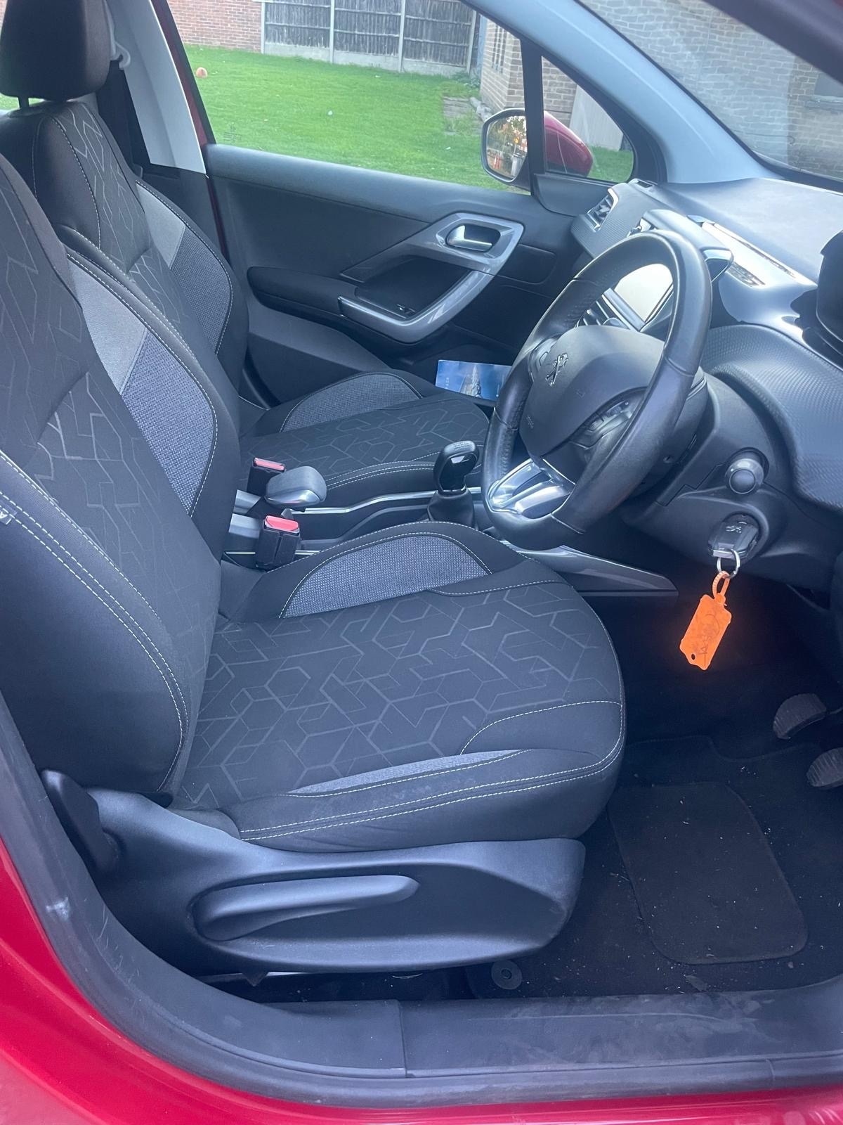 Used Peugeot 2008 2016 for sale - 76244620: Photo 7