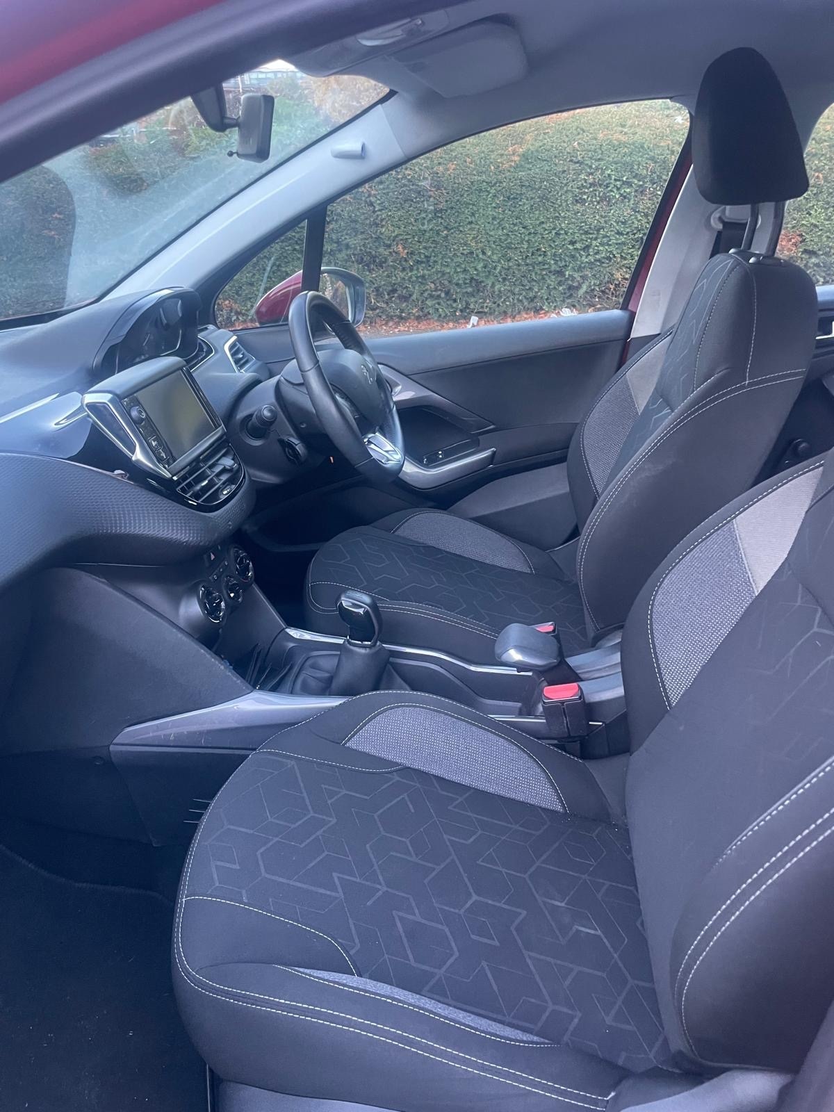 Used Peugeot 2008 2016 for sale - 76244620: Photo 8