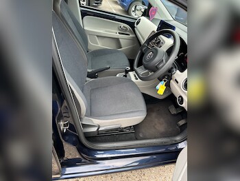 Used Volkswagen up! 2013 for sale - 74820405: Photo