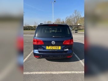 Used Volkswagen Touran 2012 for sale - 75300663: Photo