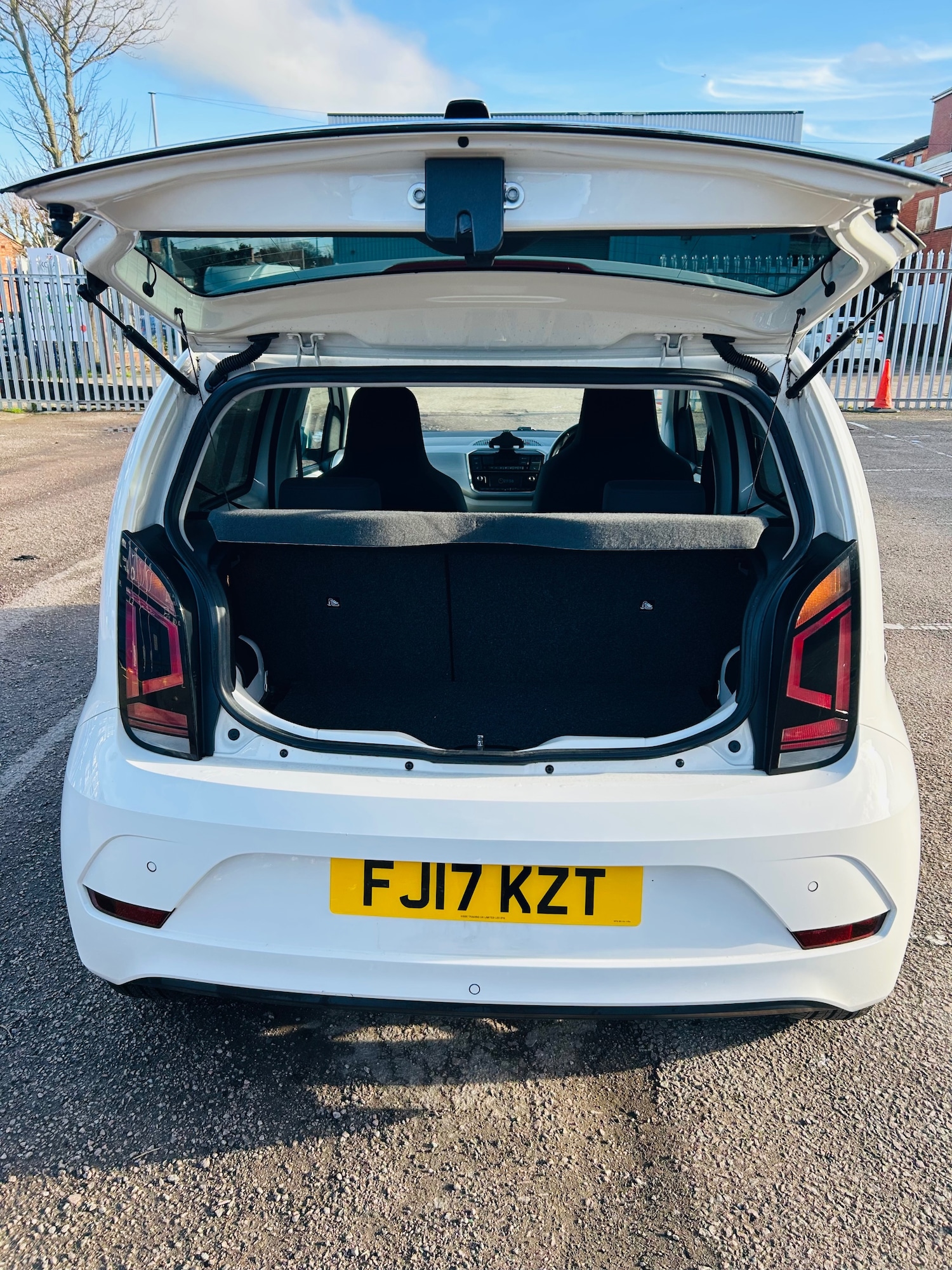 Used Volkswagen up! 2026 for sale - 77314275: Photo 20