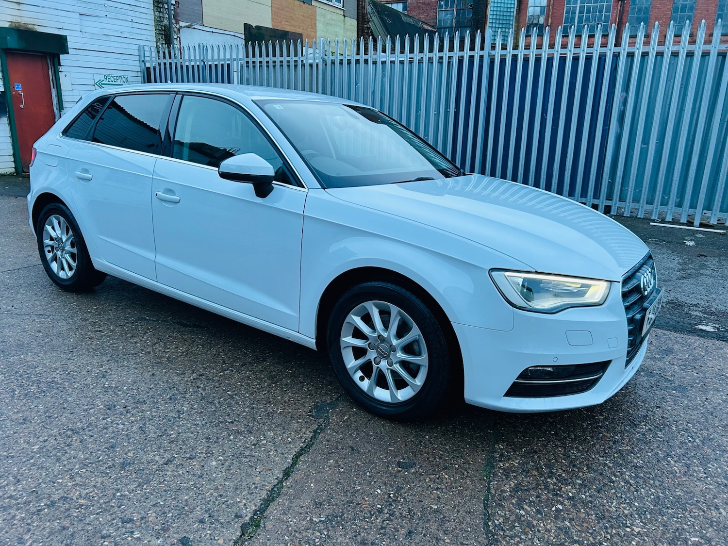 Used Audi A3 2014 for sale - 77385398: Photo 5