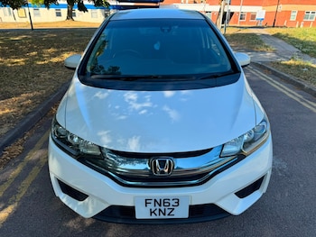 Used Honda Jazz 2013 for sale - 79206098: Photo