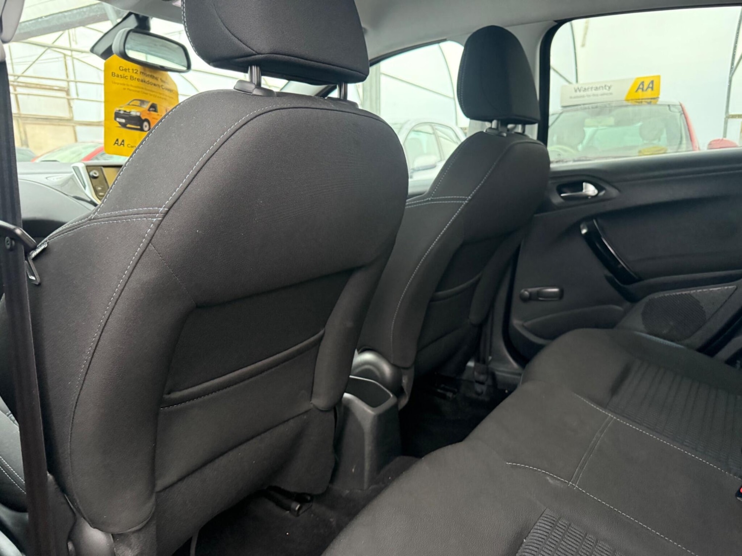 Used Peugeot 208 2015 for sale - 77315102: Photo 25