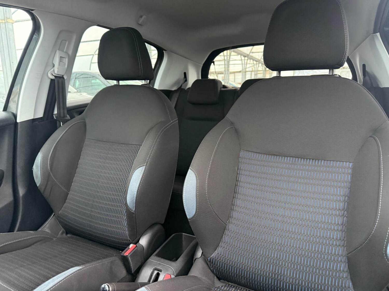 Used Peugeot 208 2015 for sale - 77315102: Photo 26