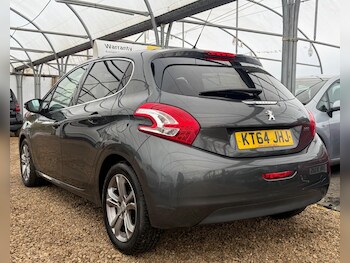 Used Peugeot 208 2015 for sale - 77315102: Photo