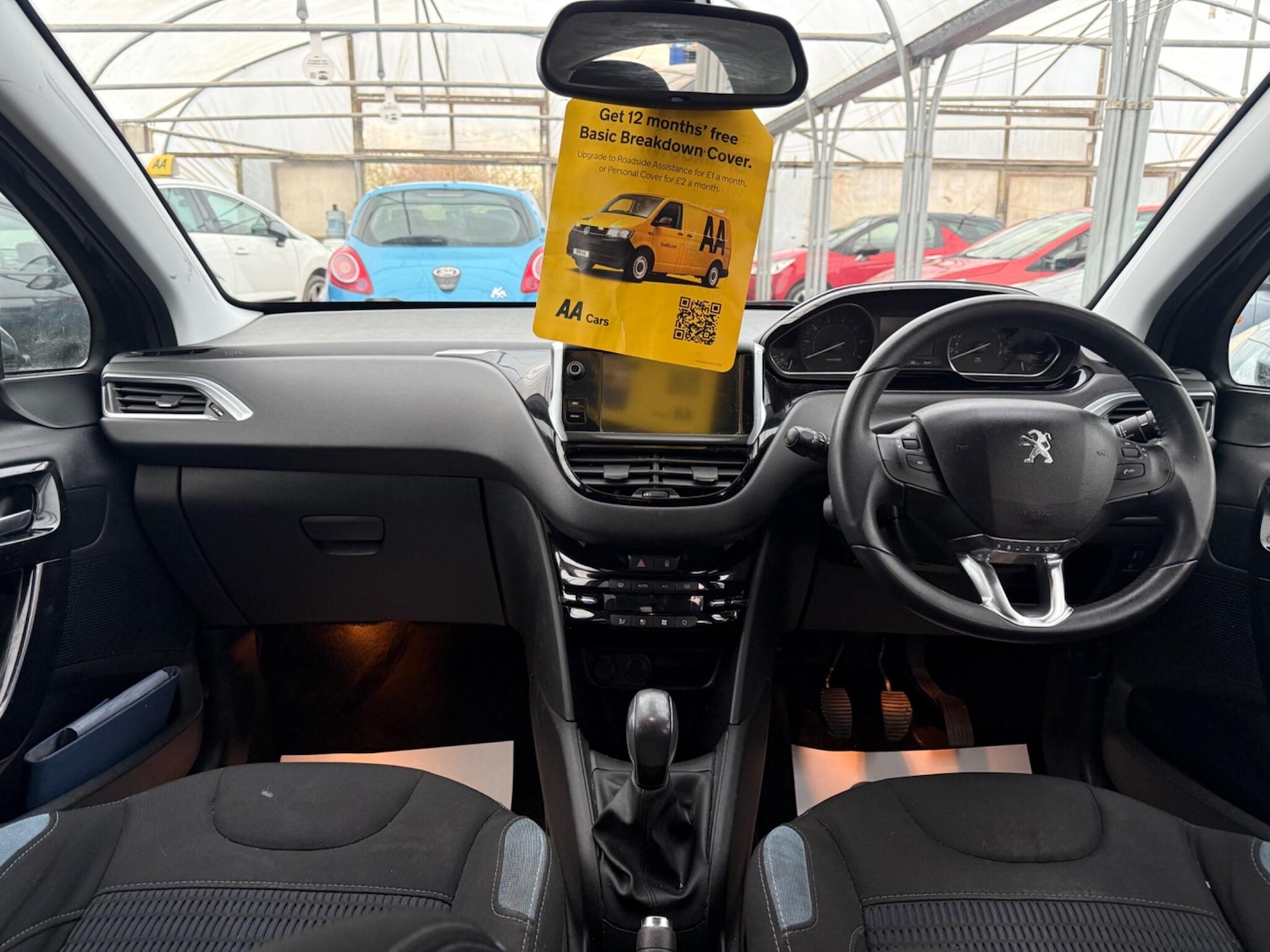 Used Peugeot 208 2015 for sale - 77315102: Photo 3