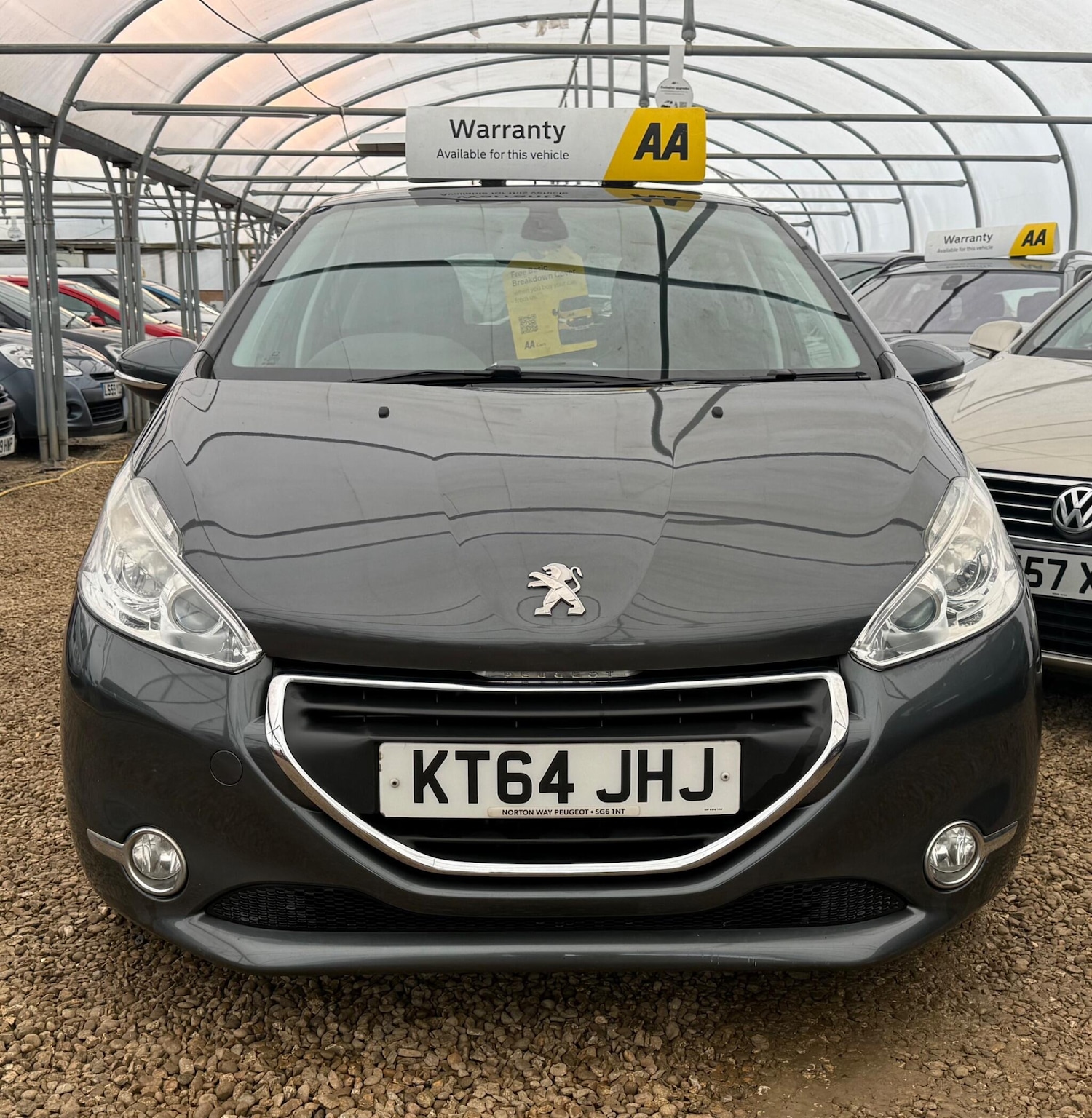 Used Peugeot 208 2015 for sale - 77315102: Photo 4