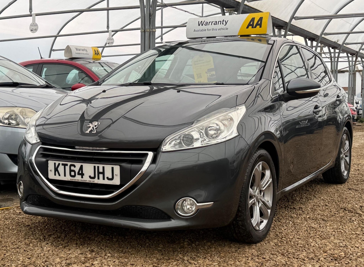 Used Peugeot 208 2015 for sale - 77315102: Photo 42