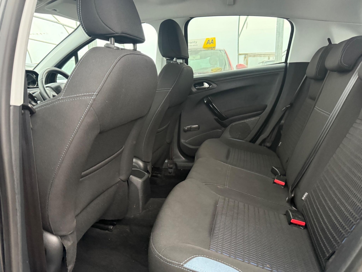 Used Peugeot 208 2015 for sale - 77315102: Photo 57