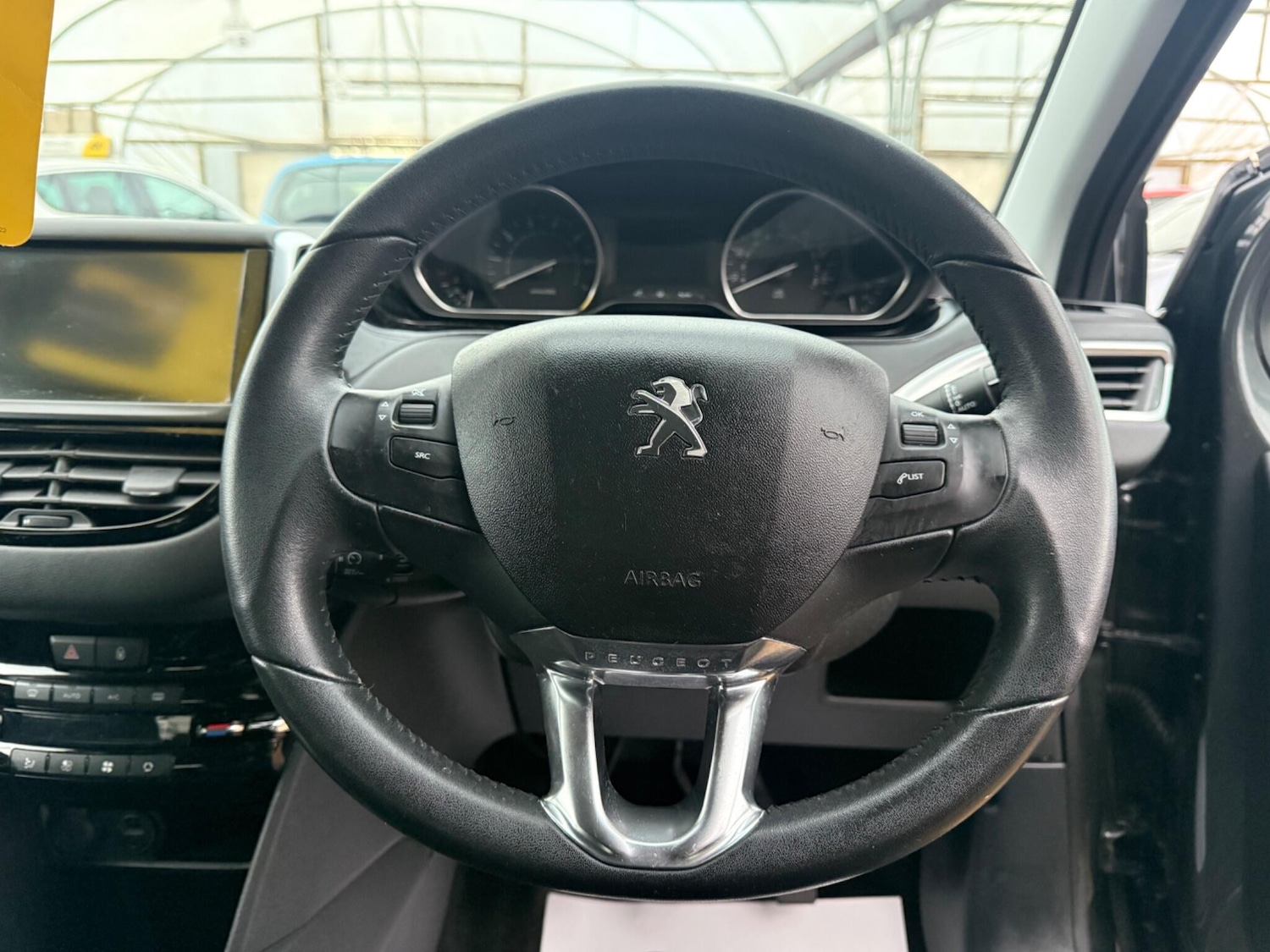 Used Peugeot 208 2015 for sale - 77315102: Photo 67