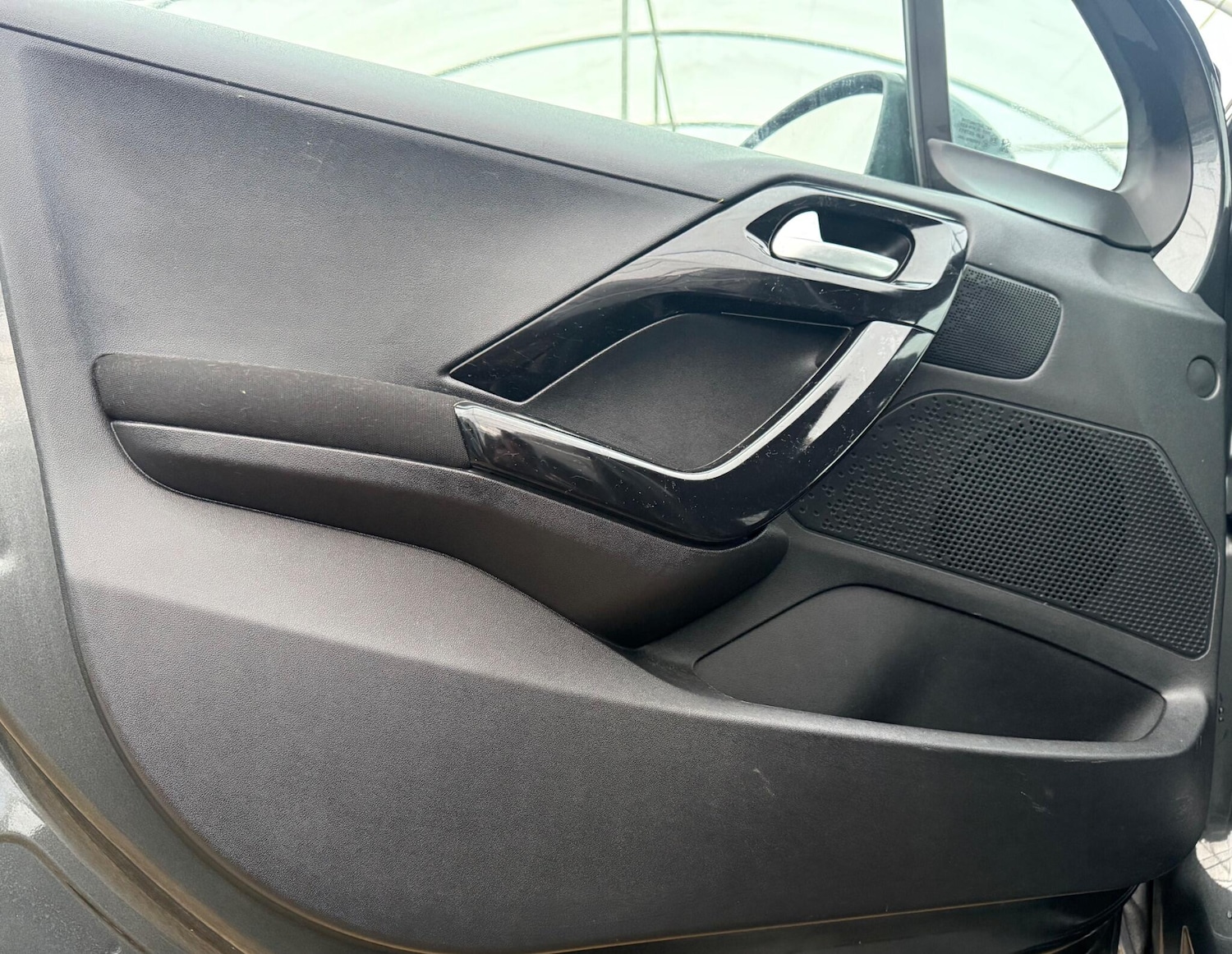 Used Peugeot 208 2015 for sale - 77315102: Photo 72