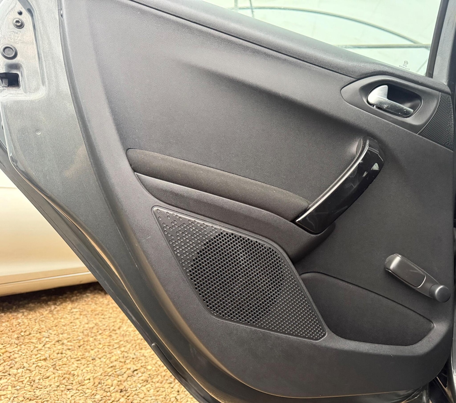 Used Peugeot 208 2015 for sale - 77315102: Photo 73