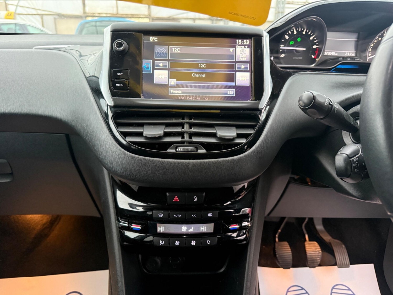 Used Peugeot 208 2015 for sale - 77315102: Photo 74