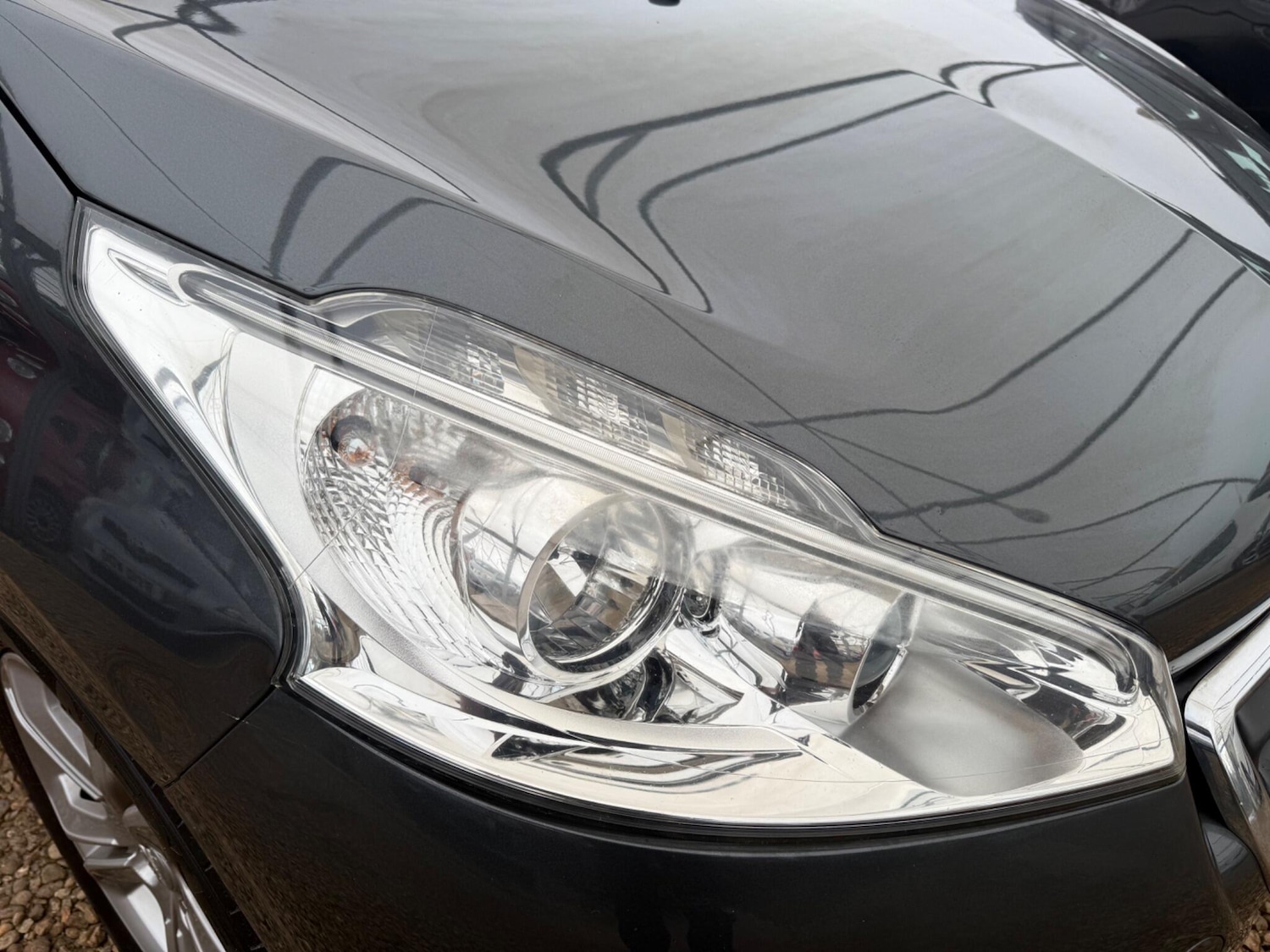 Used Peugeot 208 2015 for sale - 77315102: Photo 75