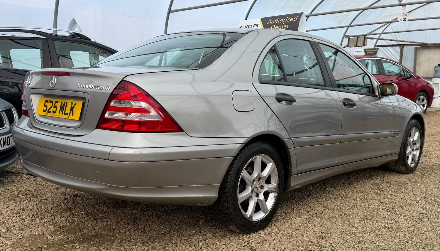 Used Mercedes-Benz C Class 2005 for sale - 77898390: Photo 10