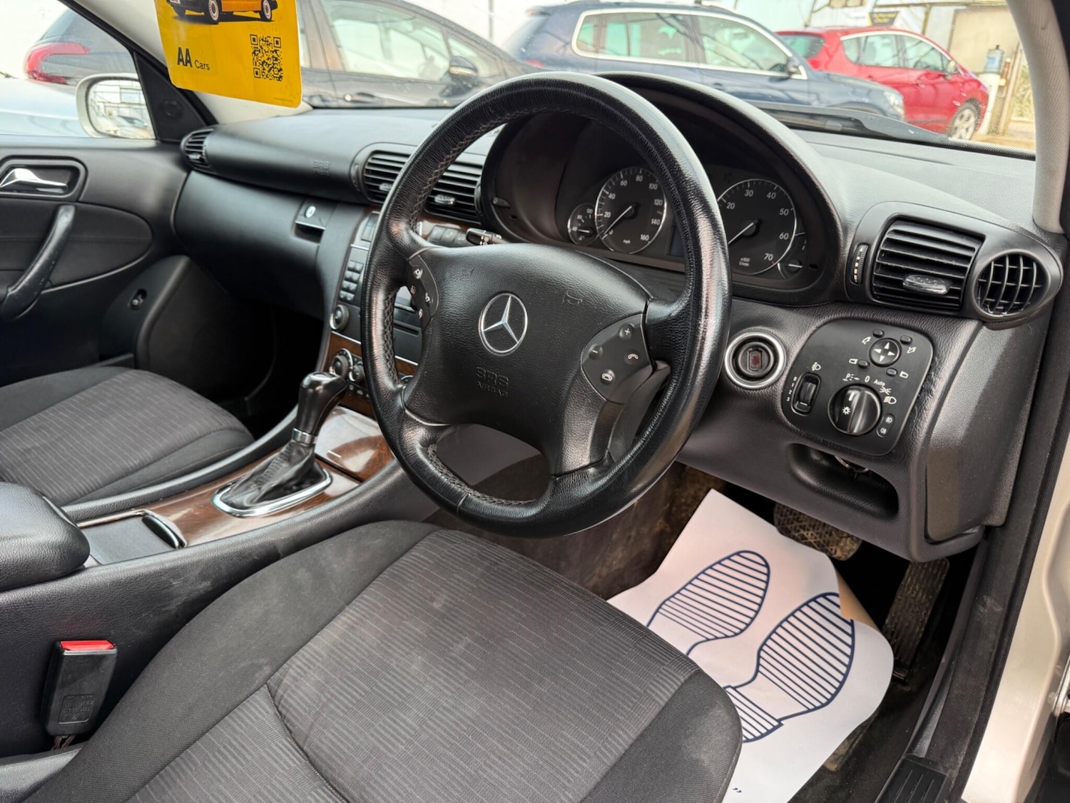 Used Mercedes-Benz C Class 2005 for sale - 77898390: Photo 12