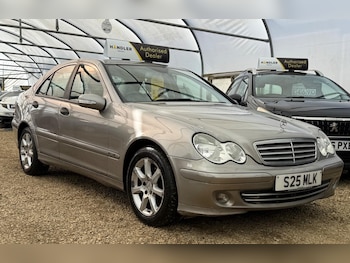Used Mercedes-Benz C Class 2005 for sale - 77898390: Photo